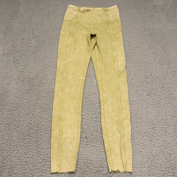 Lululemon Fast and Free High Rise Tight 25" *Ice Dye
Ice Wash Hazel Green size 2 - Picture 3 of 8